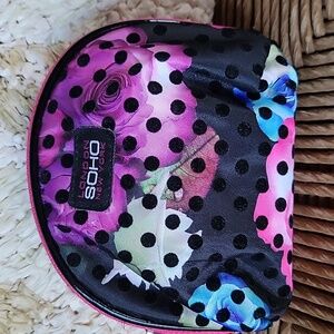 London SOHO New York cosmetic bag. 